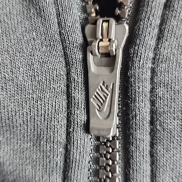 Nike Jacket Unisex Size M. Black zip up hoodie - Picture 4 of 11